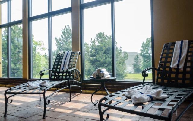 Holiday Inn Pewaukee - Milwaukee West by IHG