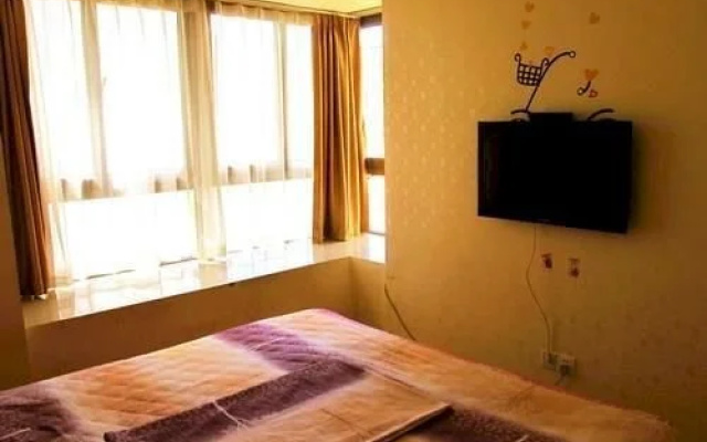 Huanyuanlanwan Holiday Hotel(花园蓝湾度假屋(三亚大东海店))