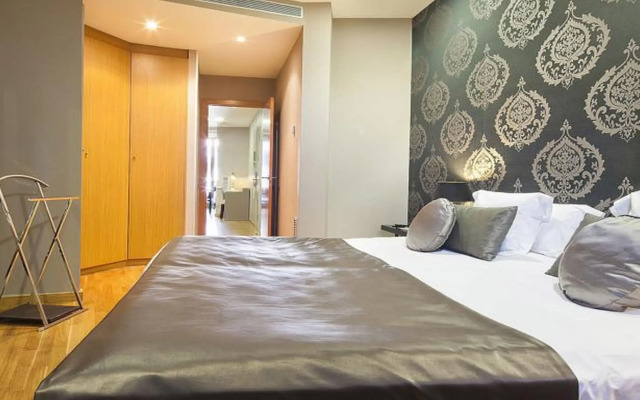 Splendom Suites