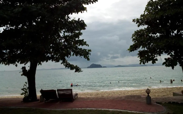 Yao Yai Resort
