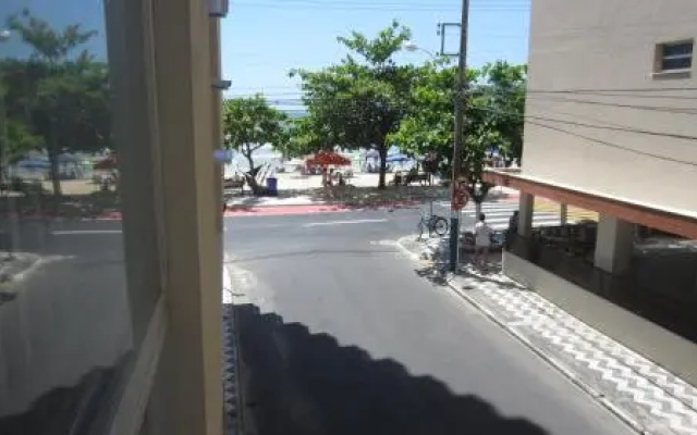 Apartamento na Av.Atlantica