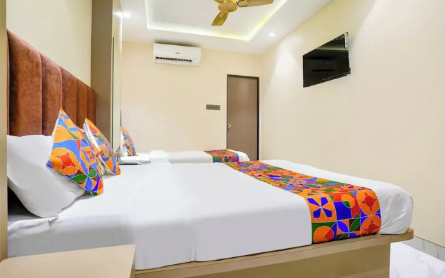 Fabhotel Dolphin Residency