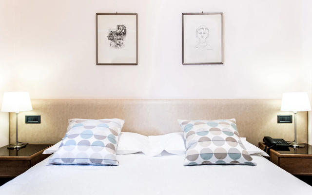 Astor Hotel