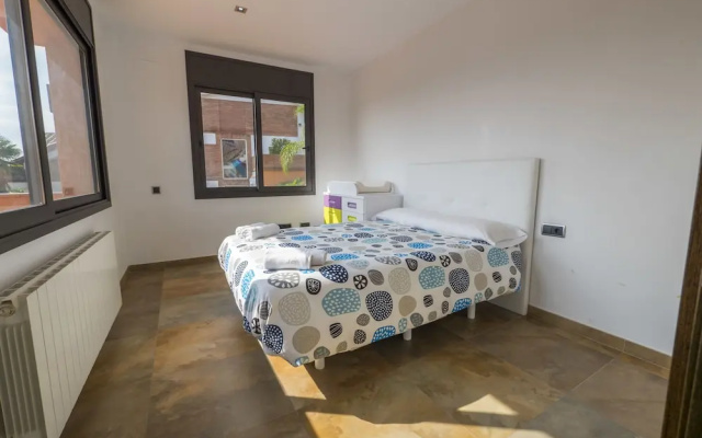 HomeHolidaysRentals Albi - Costa Barcelona
