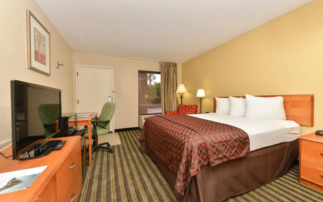 Quality Inn At the Mall - Valdosta