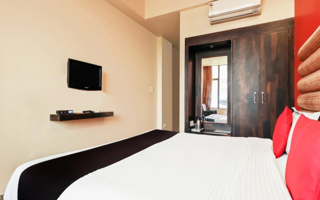 OYO 8307 Hotel Garden View