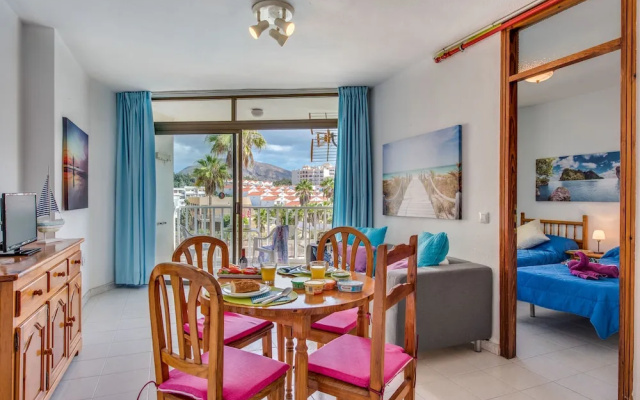 Y2E. Lovely Apartment Pool View! Close To Beach
