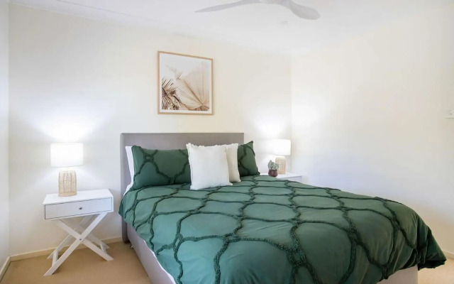 Surfers Beach House