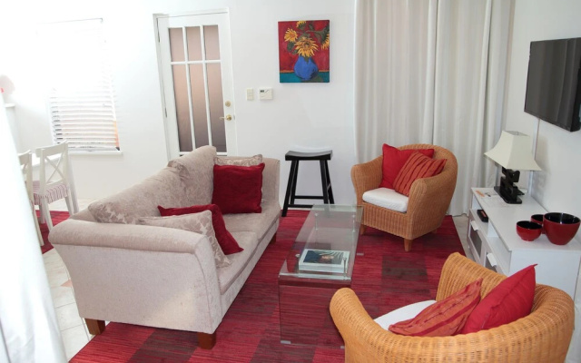 Azalea Villa