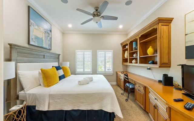 Holmes Beach Shoreline Suites