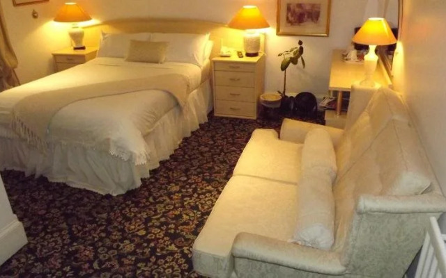 The Hotel Broughty Ferry