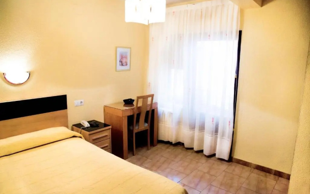 Hostal Guzmán El Bueno