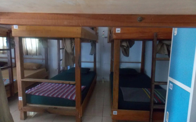 Bajo Sunset Hostel