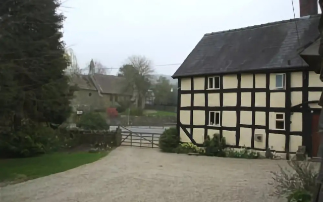 Brick House Farm - B&B