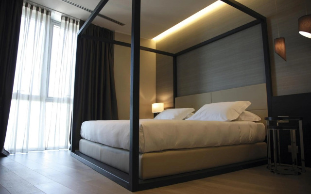 EGO Hotel