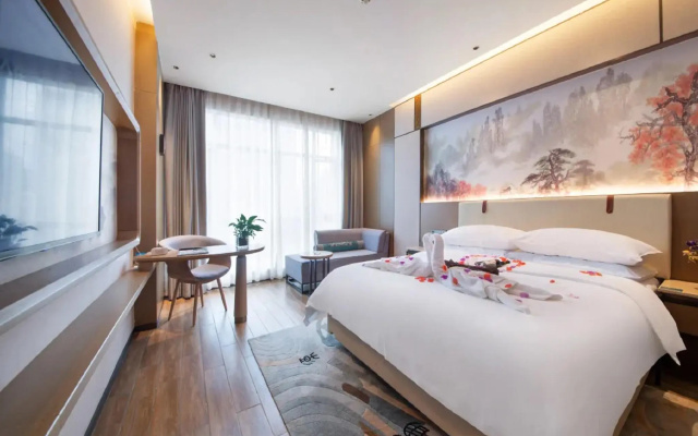 Firend He Hotel(Zhangjiajie High-speed Railway Station Store)