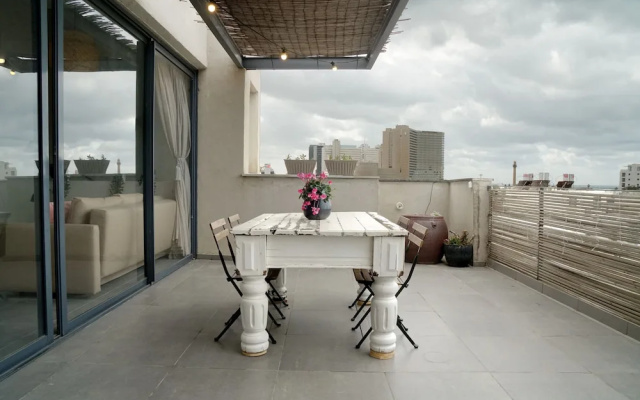 Penthouse & Sunset