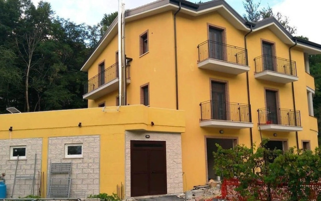 Villa Center