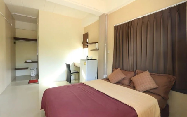 Eco Khaolak Accommodation Hotel