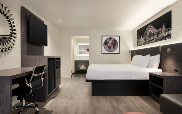 Days Inn Oceanside
