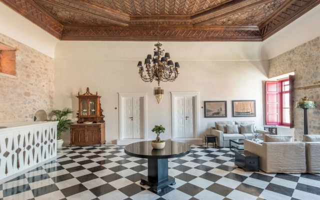 FOS Hydra residence