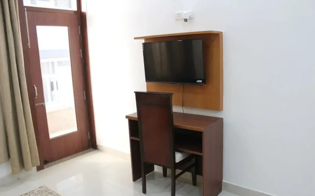 Aura Luxury Studio Near Artemis Hospital