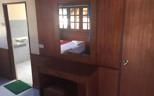 Chaloklum Bay Resort
