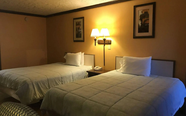 Carthage Inn
