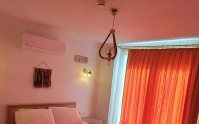 Paris Alaçatı