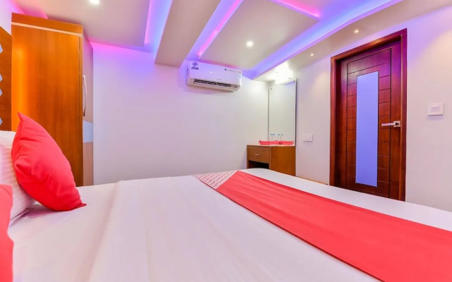 OYO 22759 Houseboat Luxury Smart Gold 6 BHK