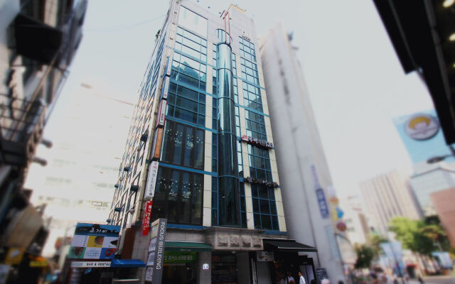 Philstay Myeongdong Central Hotel вид на фасад