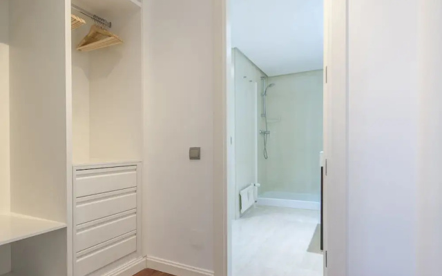 Alterhome Apartamento Plaza de Castilla III