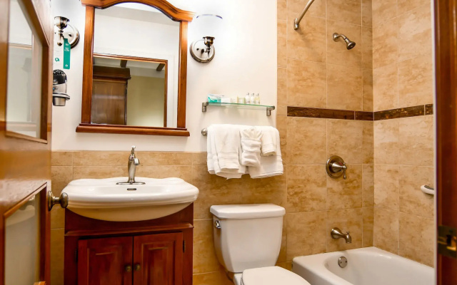 Brand Plaza Hotel