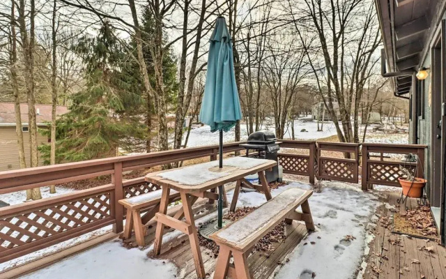 Charming Home W/ Wraparound Deck & Fireplaces
