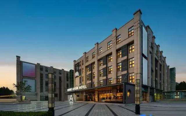 Zhengzhou Hi-tech Development Zone Zhengzhou University Atour Hotel