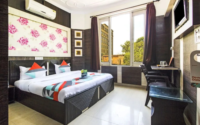 FabExpress Royal Residency Suites