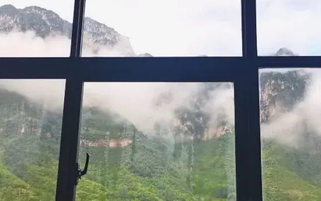 Hongxingge Hostel