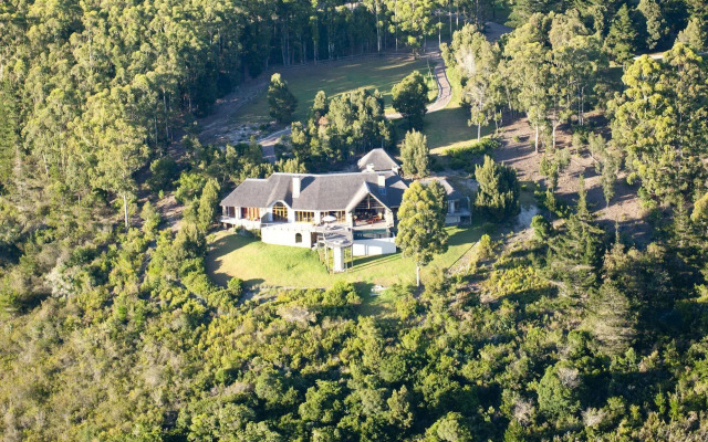 Tamodi Lodge and Stables