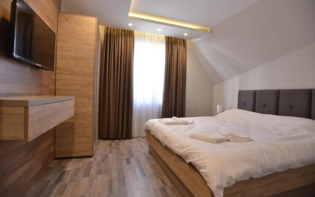Milmari Resort Premier 47