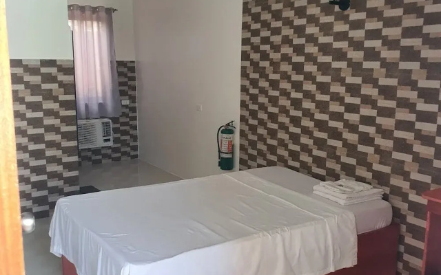 AOSMECPoolCamp Hotel