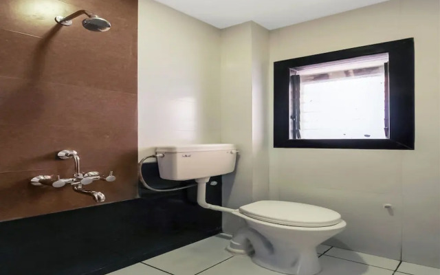 OYO 12522 Hotel Panchganga