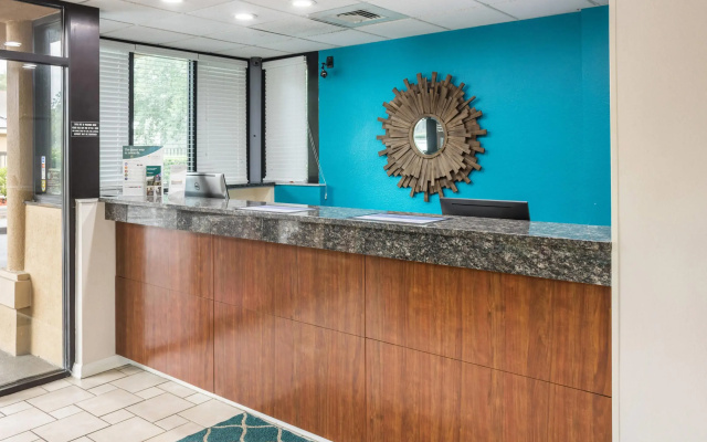 Econo Lodge Palm Coast Central