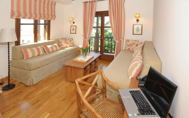 Boutique Hotel Kentrikon & Bungalows