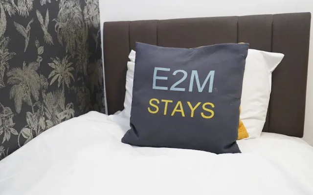 Ground floor Apt Slough by Easy2Manage