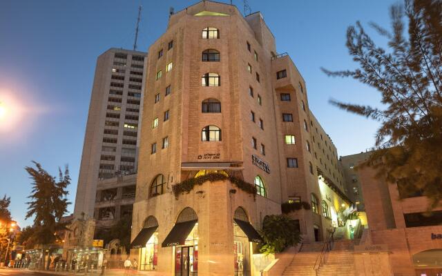 Отель Lev Yerushalayim Иерусалим вид на фасад