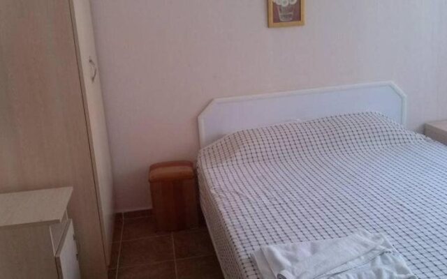 Golden Beach Hotel