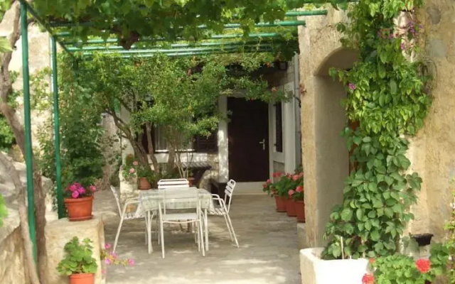 Apartments Davor