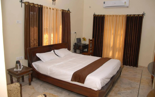 Apnayt Villa - A Luxury Homestay