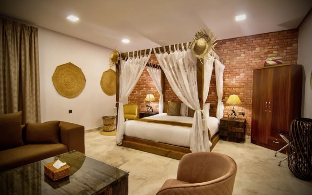 Coastline Resort