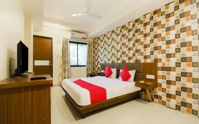 OYO Flagship 36881 Hotel Lion's Den